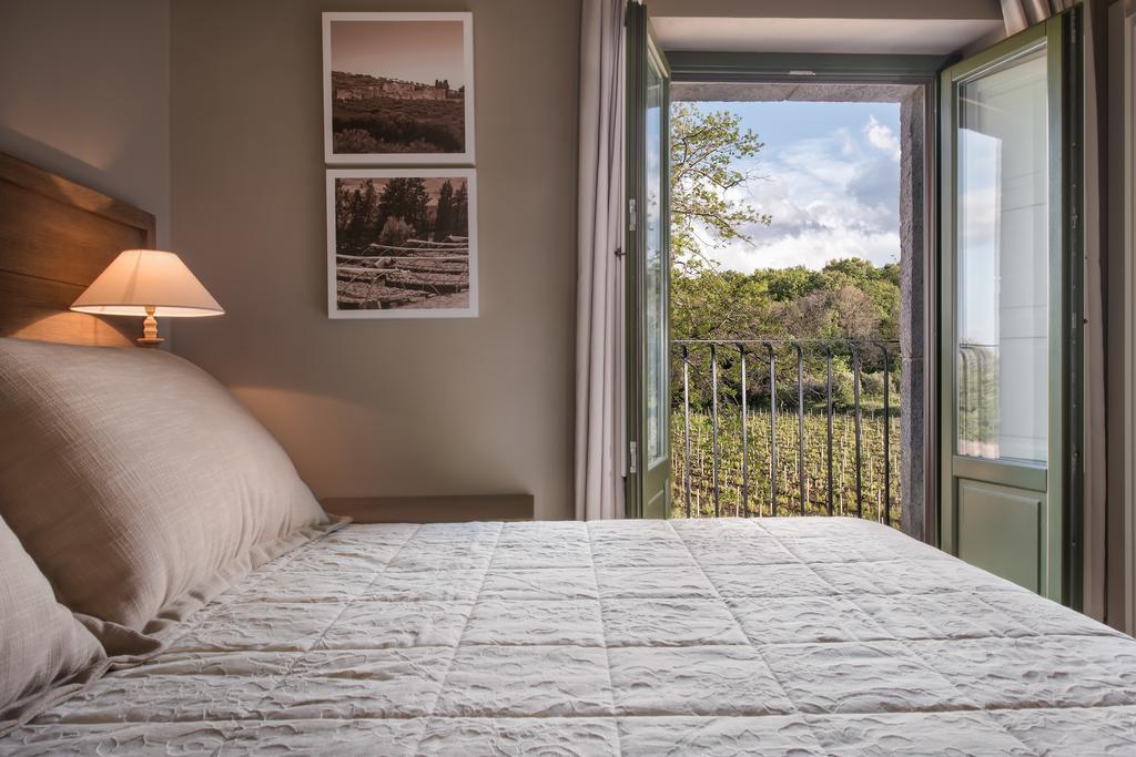 Firriato Hospitality Cavanera Etnea Resort & Wine Experience Кастільйоне-ді-Сицилія Номер фото