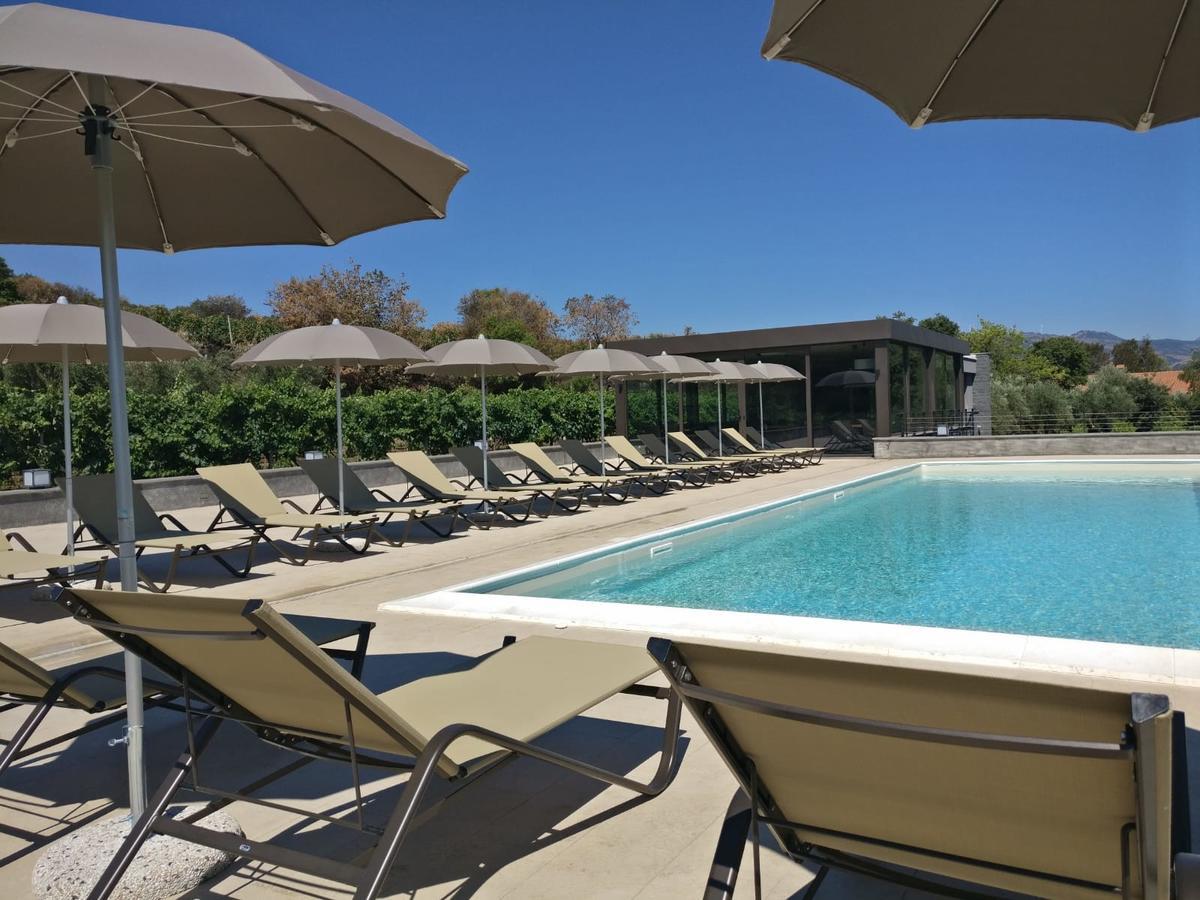 Firriato Hospitality Cavanera Etnea Resort & Wine Experience Кастільйоне-ді-Сицилія Екстер'єр фото